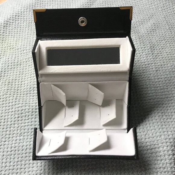 💛 Elegant Black Folding Earring Storage Case - Picture 5 of 5
